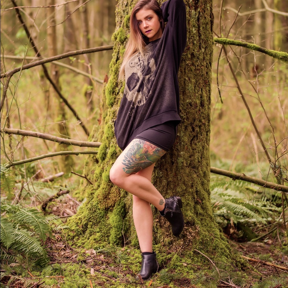 Skull  sweater